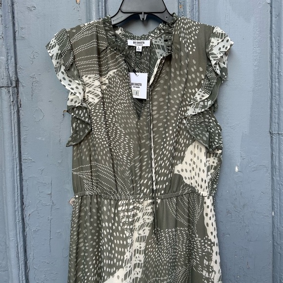 Bb Dakota Ruffled-Sleeve Tiered Midi Dress, BNWT, size Large - Picture 5 of 10